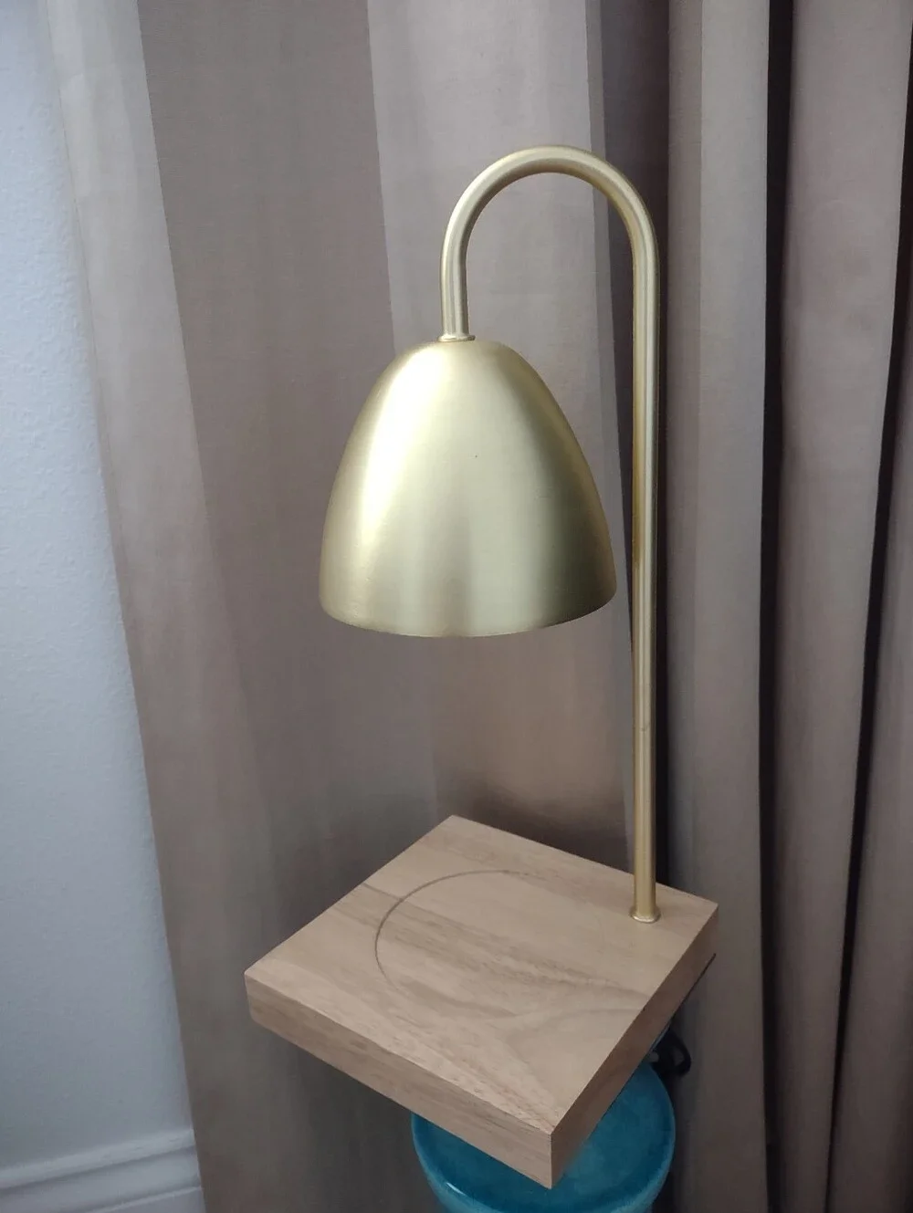 Arched Curved Metallic Shade Natural Wood Base Candle Warmer